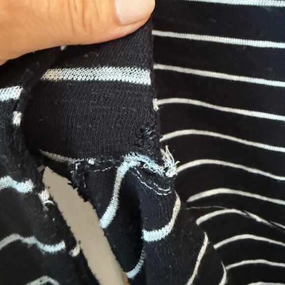 Cute Pre-Loved Navy & White We The Free Sweater with Side Tie - Size Small - Picture 4 of 6